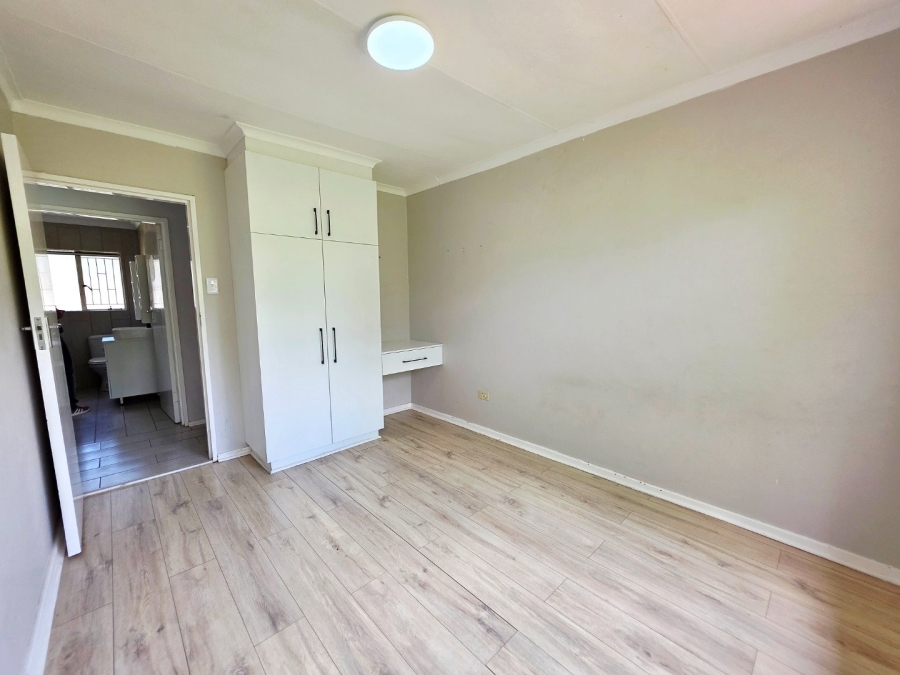 5 Bedroom Property for Sale in Pellissier Free State